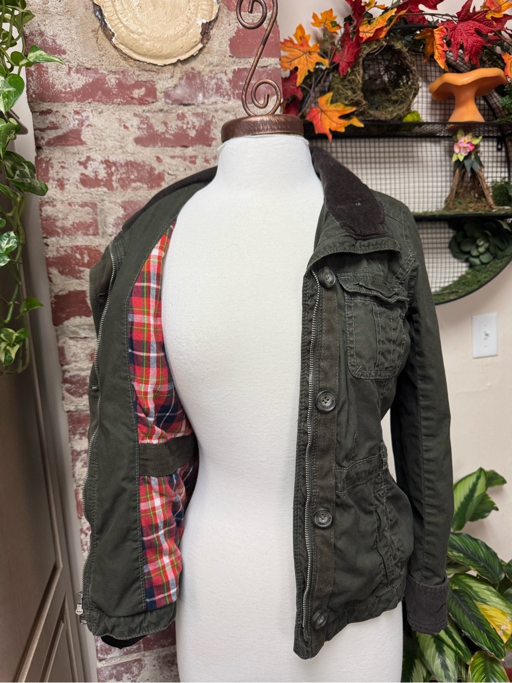 Rare Vintage Y2K Abercrombie Jacket with Fleece Lining and Corduroy Details M - Picture 3 of 6